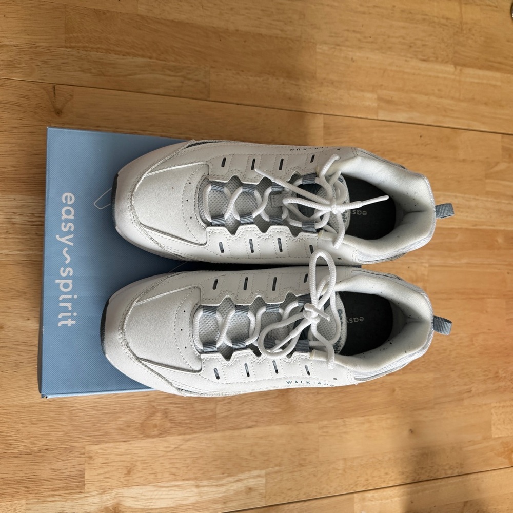 Easy Spirit White Rally2 Sneakers 7.5 WW #MtF